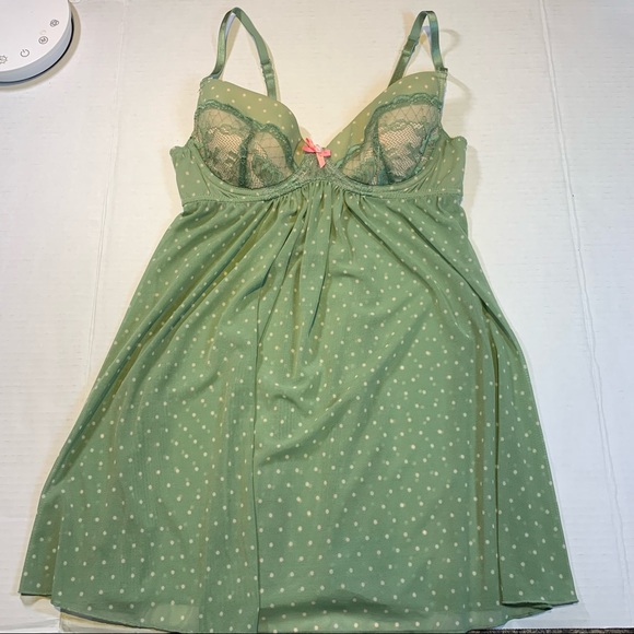 Small La Senza green polka Dot babydoll - Picture 3 of 9
